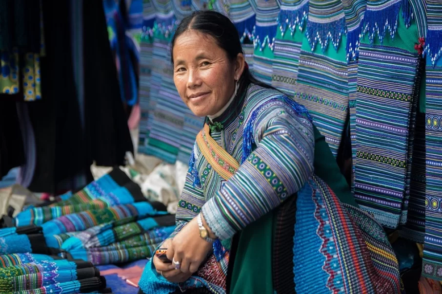 le-textile-local-des-hmong-lheritage-du-passe-3