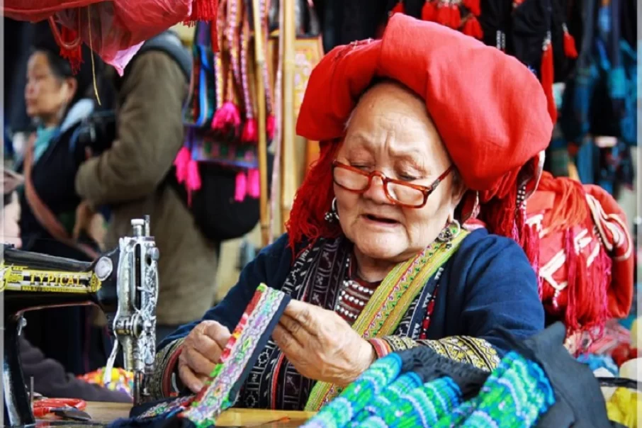 le-textile-local-des-hmong-lheritage-du-passe-6