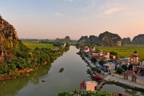 Découvrir le village flottant de Kenh Ga à Ninh Binh