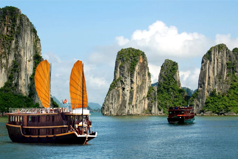 top-4-amazing-travel-experiences-from-vietnam-tours-reviews-1-1